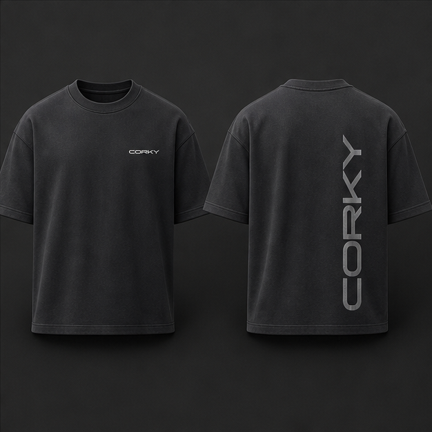 T-shirt Corky antracite con wordmark verticale decentrato